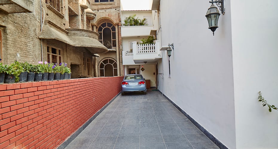 House of Kapaali Apartotel NRI City, Greater Noida 3